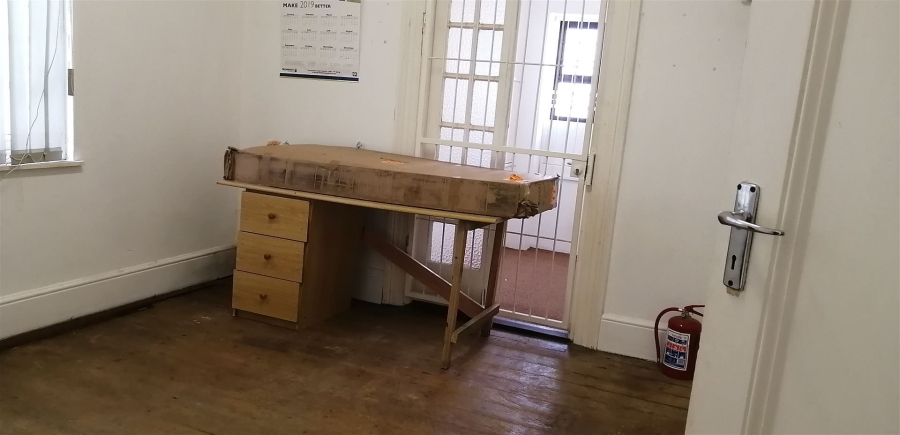 Commercial Property for Sale in Richmond Hill Eastern Cape